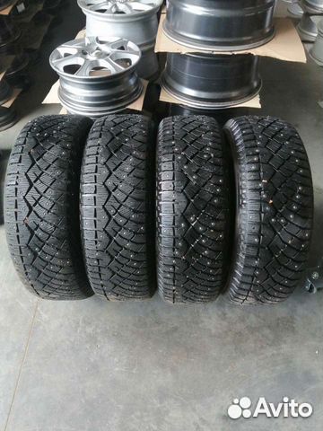 Nitto Therma Spike 225/65 R17 106T