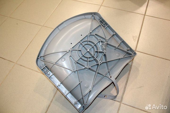 Кресло складное пластиковое с мягкими накладками