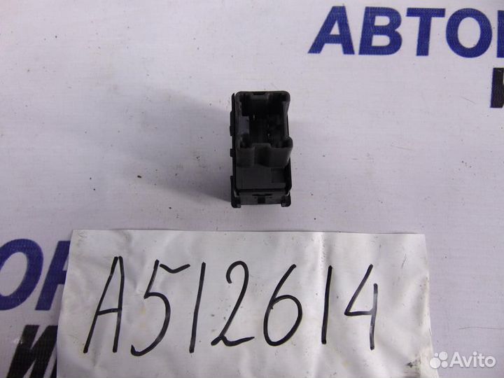 Кнопка обогрева сидений для Nissan Tiida 1 2004-2