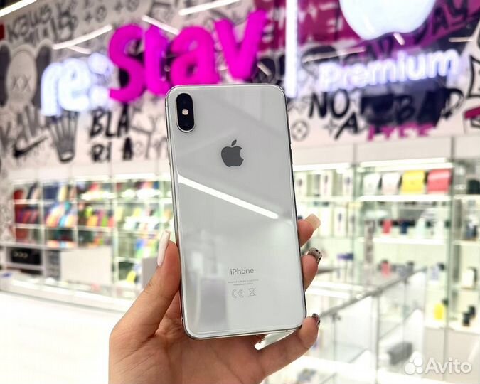 iPhone X, 64 ГБ
