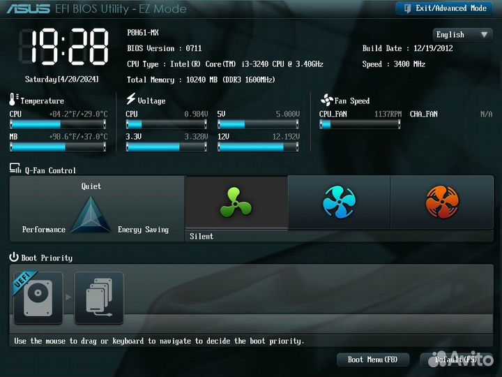 Материнская плата с процессором и памятью