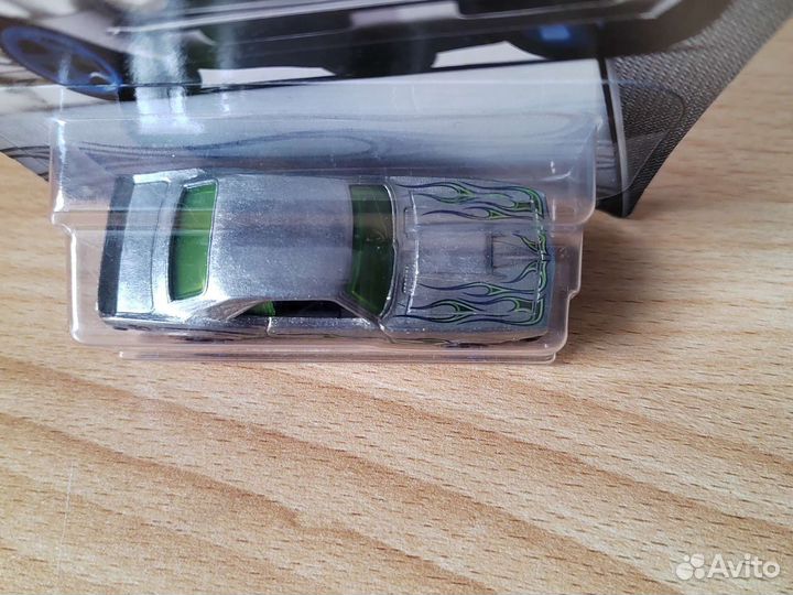 Автомобиль Hot wheels