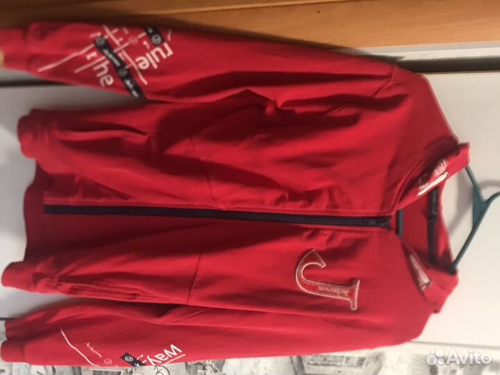 Кофта на молнии