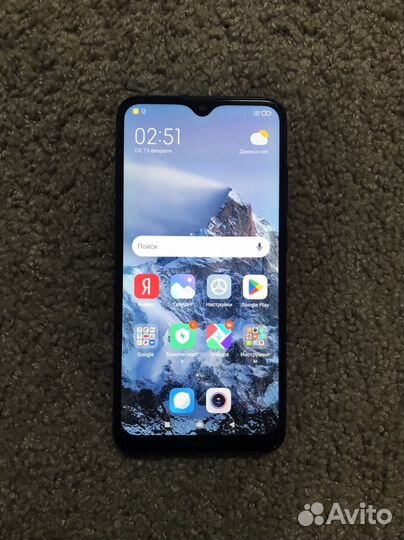 Xiaomi Redmi 8, 3/32 ГБ