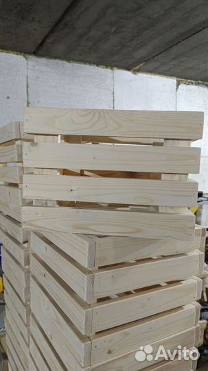 Деревянный ящик для подарка