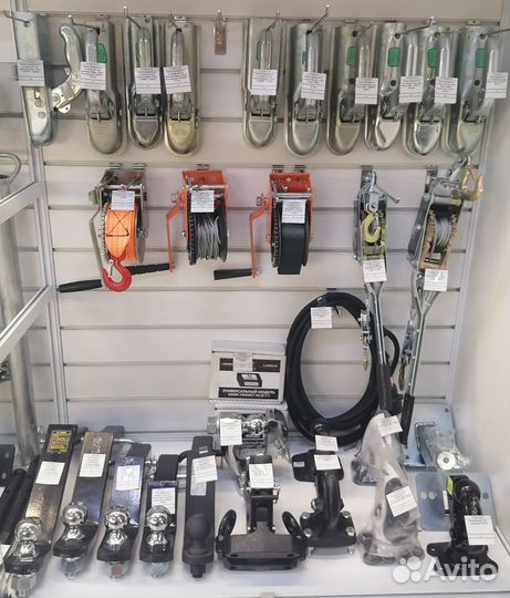 Замок бортовой