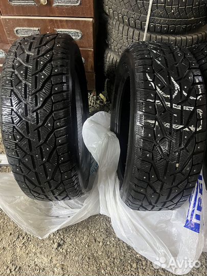 Tigar SUV Ice 215/60 R17 100T