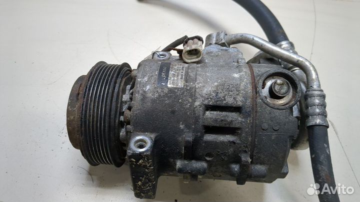 Компрессор кондиционера Opel Zafira A