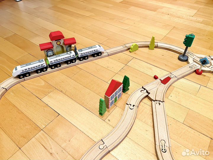 Железная дорога Brio + Икеа (огромный набор)