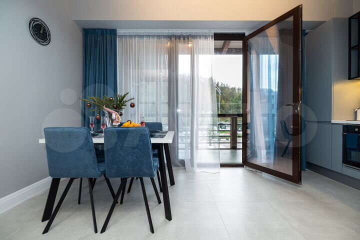 2-к. квартира, 64 м², 2/5 эт.