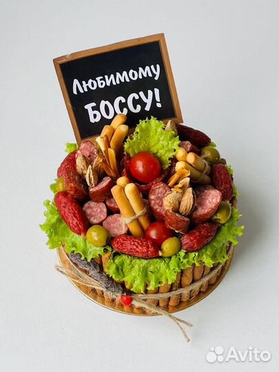 Бенто тортик из колбасок