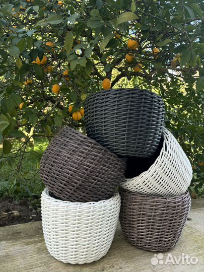 Кашпо из ротанга