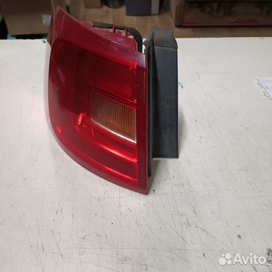 Фонарь задний левый внешний Volkswagen Jetta 6