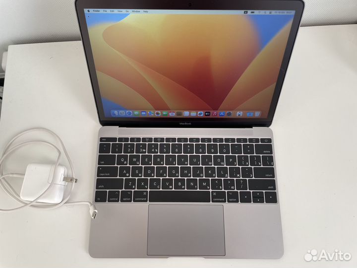 Apple macbook 12 retina 2017