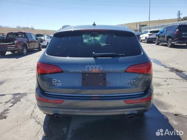 В разборе авто Audi Q5 2.0L 2016