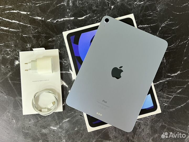 iPad Air 4 Sky Blue
