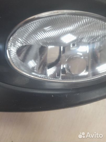 Фара противотуманная левая honda FIT 03-07