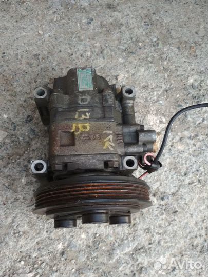 Компрессор кондиционера Honda Logo