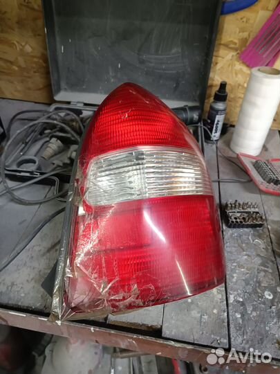 Фонарь mazda familia