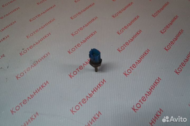 Nissan 22630-0M200 Датчик температуры