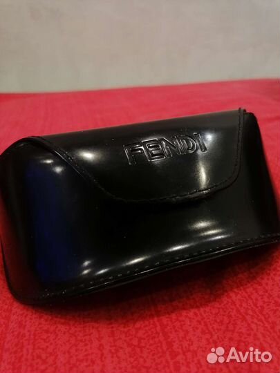 Очки женские fendi