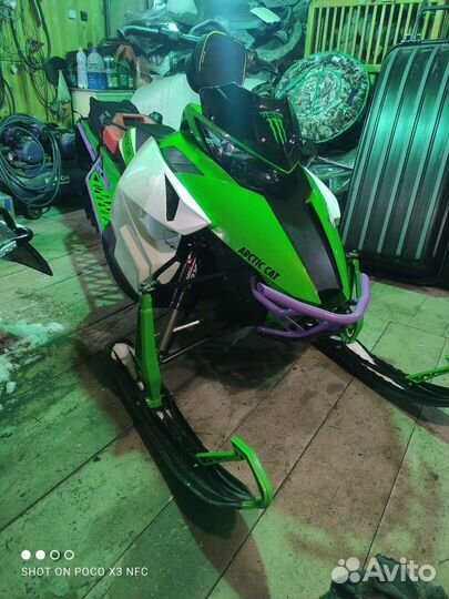 Arctic cat M8000 sno pro 153