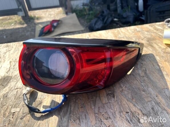 Задний фонарь Мазда Сх-5 кф