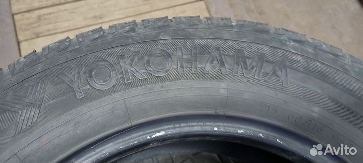 Yokohama Ice Guard IG50 215/60 R16