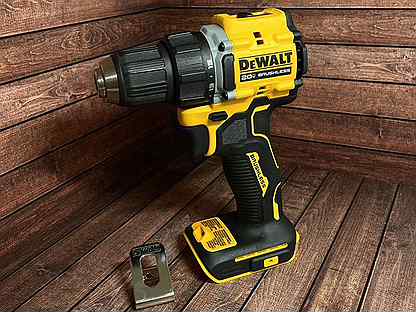 Шуруповерт dewalt