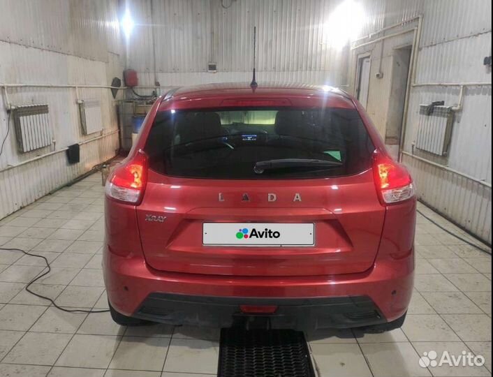 LADA XRAY 1.8 AMT, 2016, битый, 64 000 км