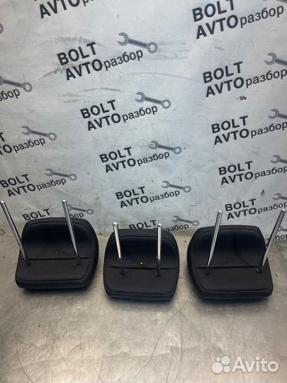 Подголовники задние Kia Venga YN G4FA 2012