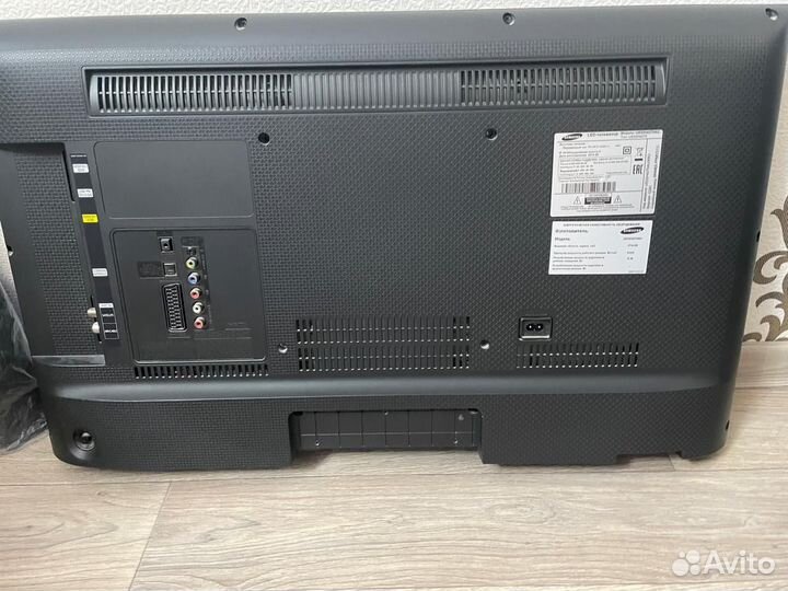 Телевизор samsung