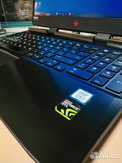 Ноутбук HP Omen 15-dc0018ur черный