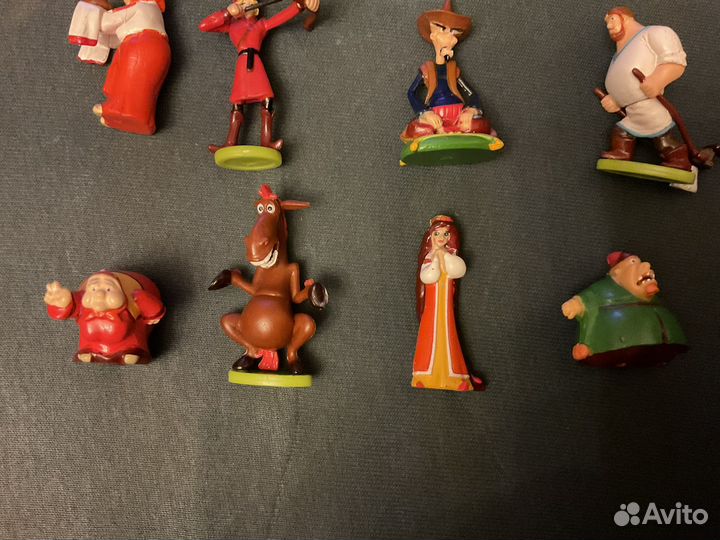 Фигурки из мультфильма Три богатыря