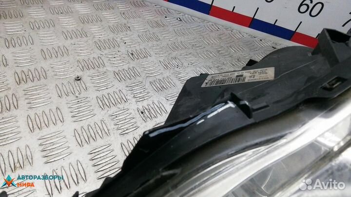 Фара левая Peugeot 3008 2010