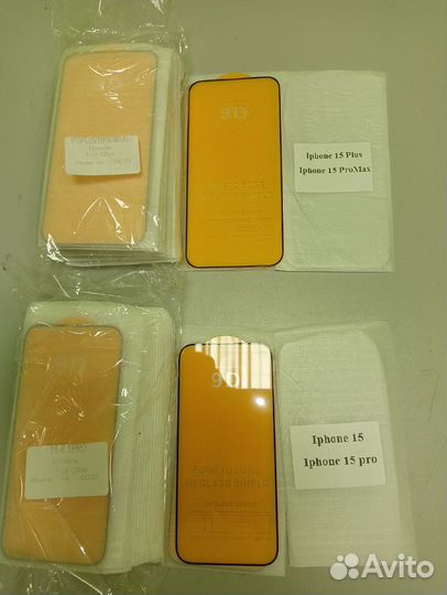 Защитное стекло на iPhone