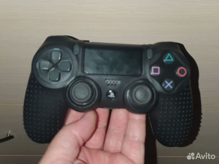 Геймпад ps4