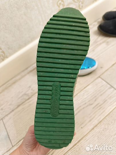 Кроссовки женские 36