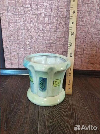 Цветочный горшок-кашпо