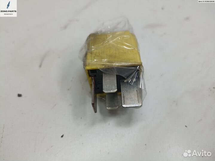 Реле (прочие) 90226846 на Opel Astra H