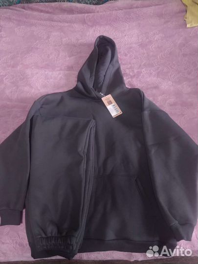 Спортивный костюм женский