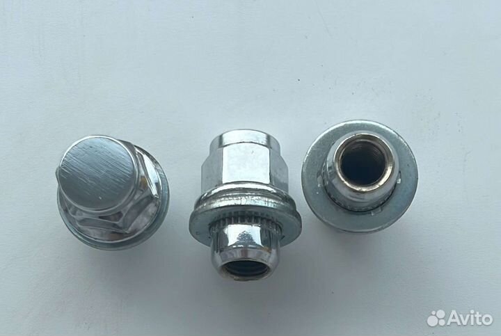 Гайка колесная автомобильная