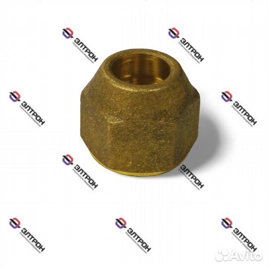 Гайка 1/2 латунь