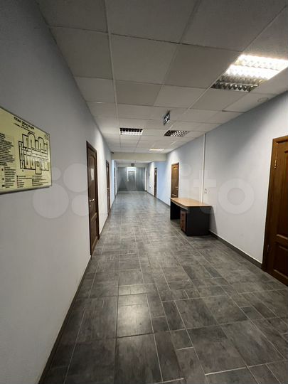 Офис, 300 м²