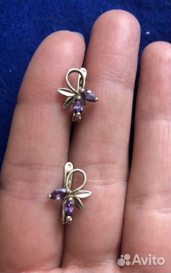 Серебряные серьги с фианитами