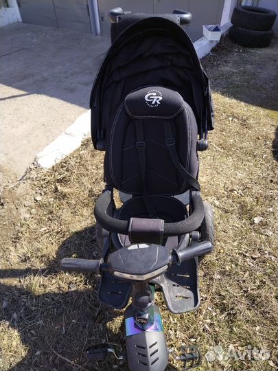 Детский велосипед с ручкой