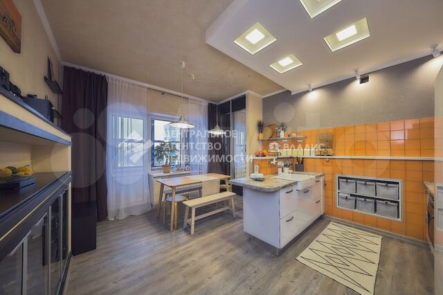 4-к. квартира, 111,9 м², 4/4 эт.