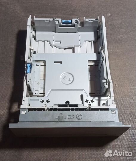 Лоток подачи бумаги HP LJ P3005