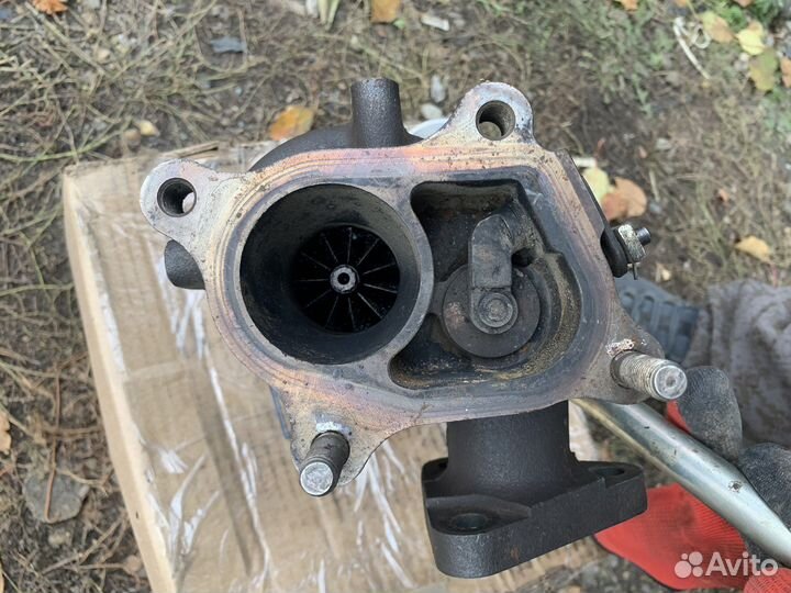 Турбина Mitsubishi Pajero 4M41 под ремонт