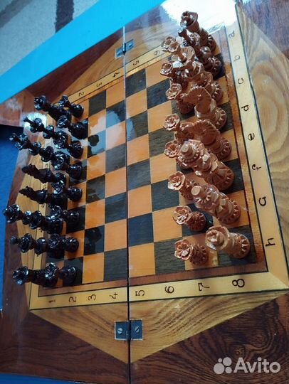 Шахматы ручной работы, деревянные, лакированные
